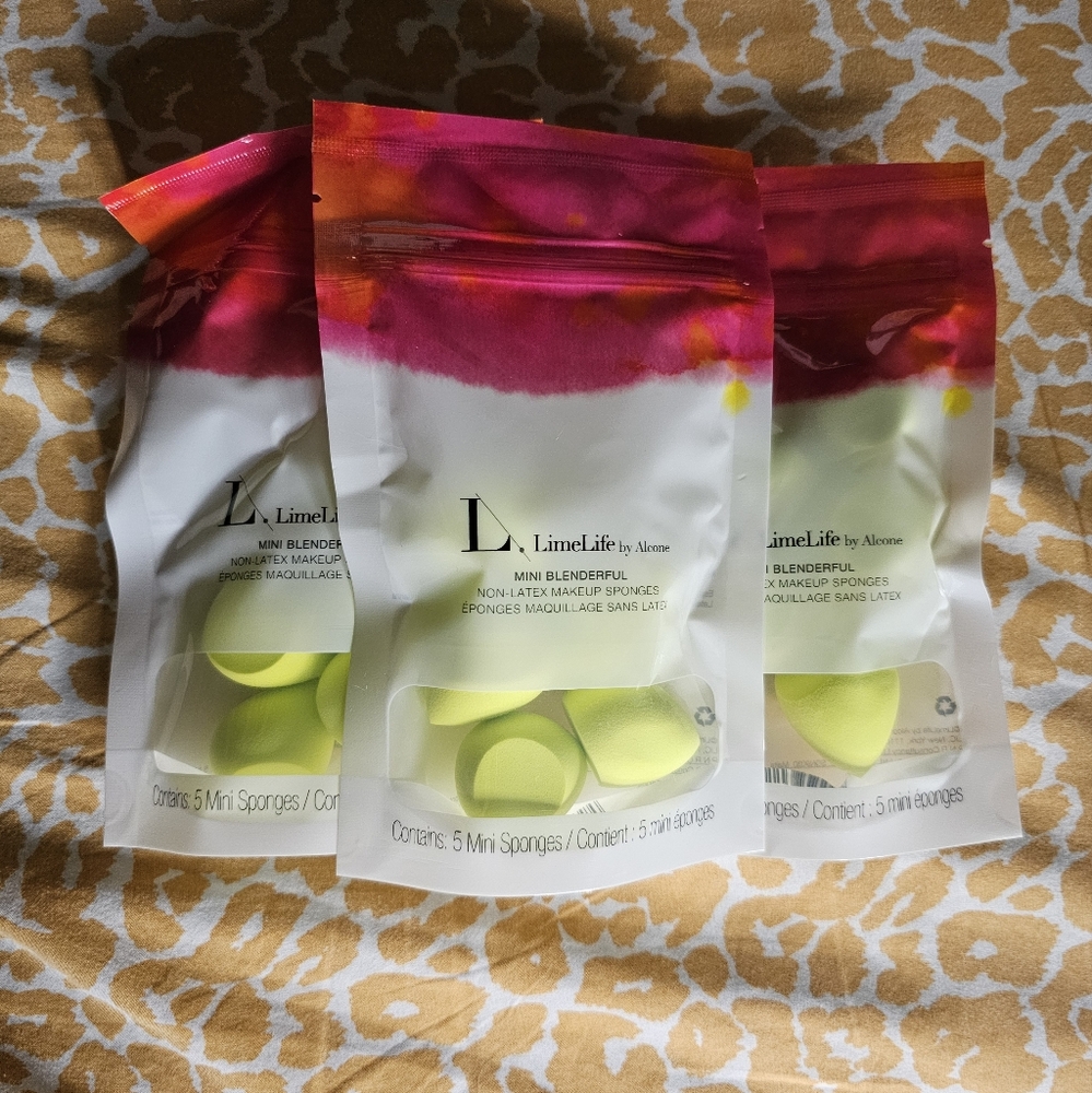 NWT BULK Mini Blenderful Non Latex Foam Makeup Sponge Limelife by Alcone - Green